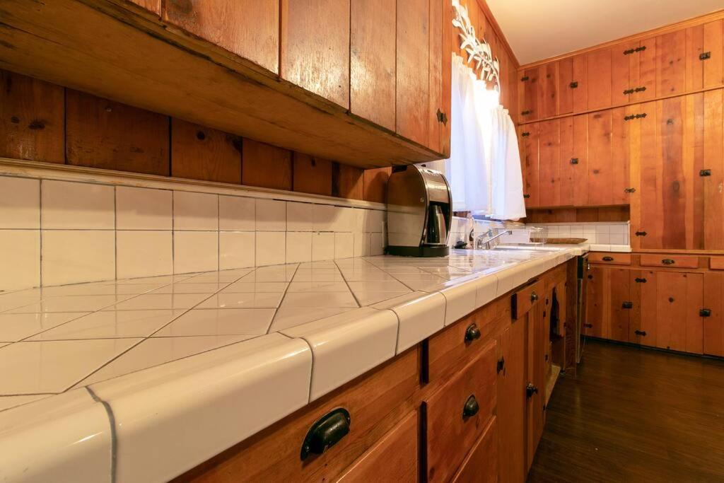 The Lodge At 11 Chimneys Idyllwild Exterior photo